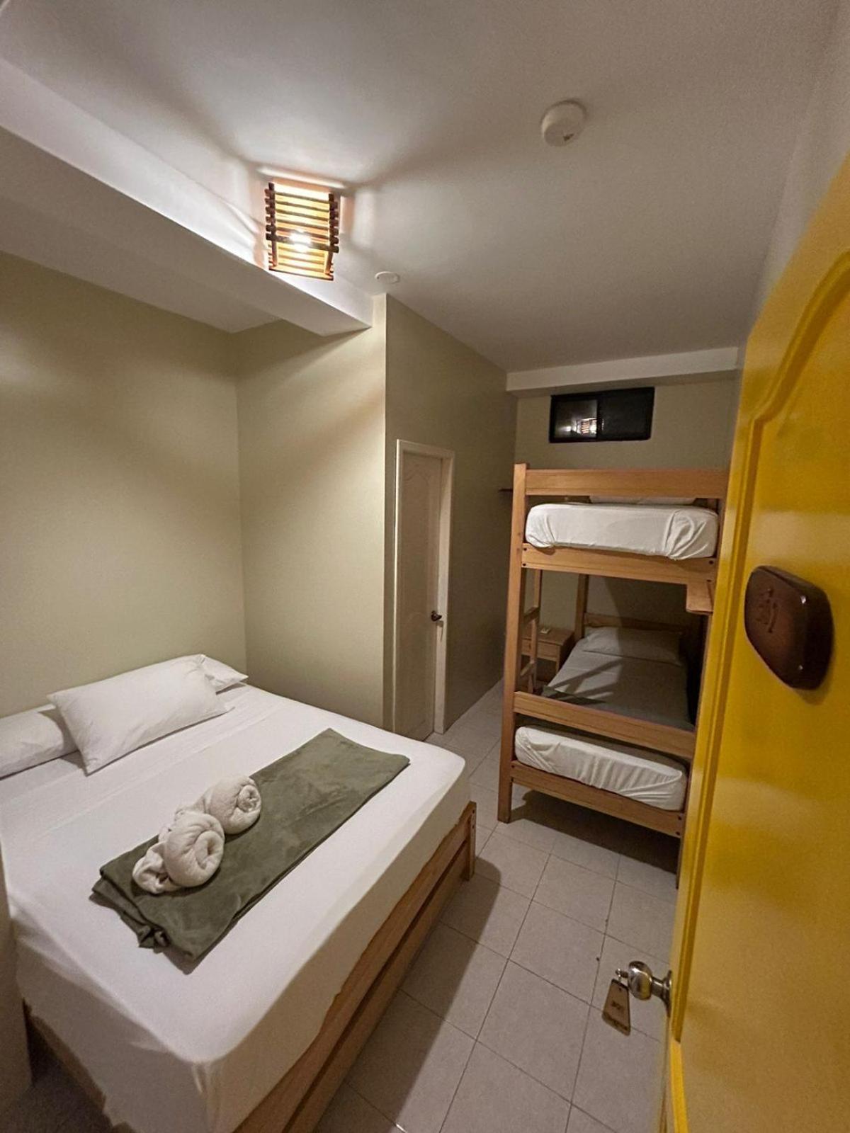 Chescos Hotel Salinas  Εξωτερικό φωτογραφία