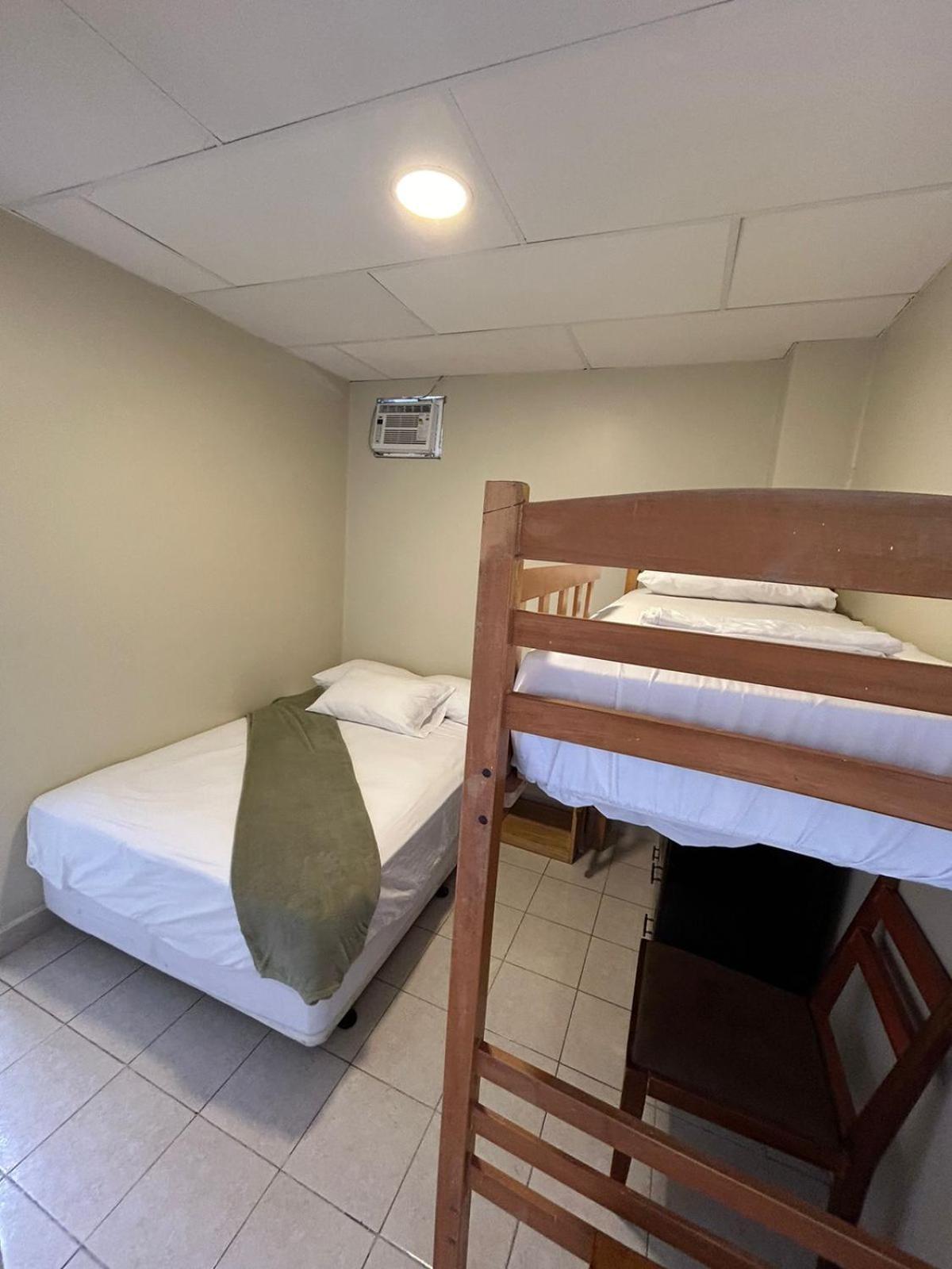 Chescos Hotel Salinas  Εξωτερικό φωτογραφία