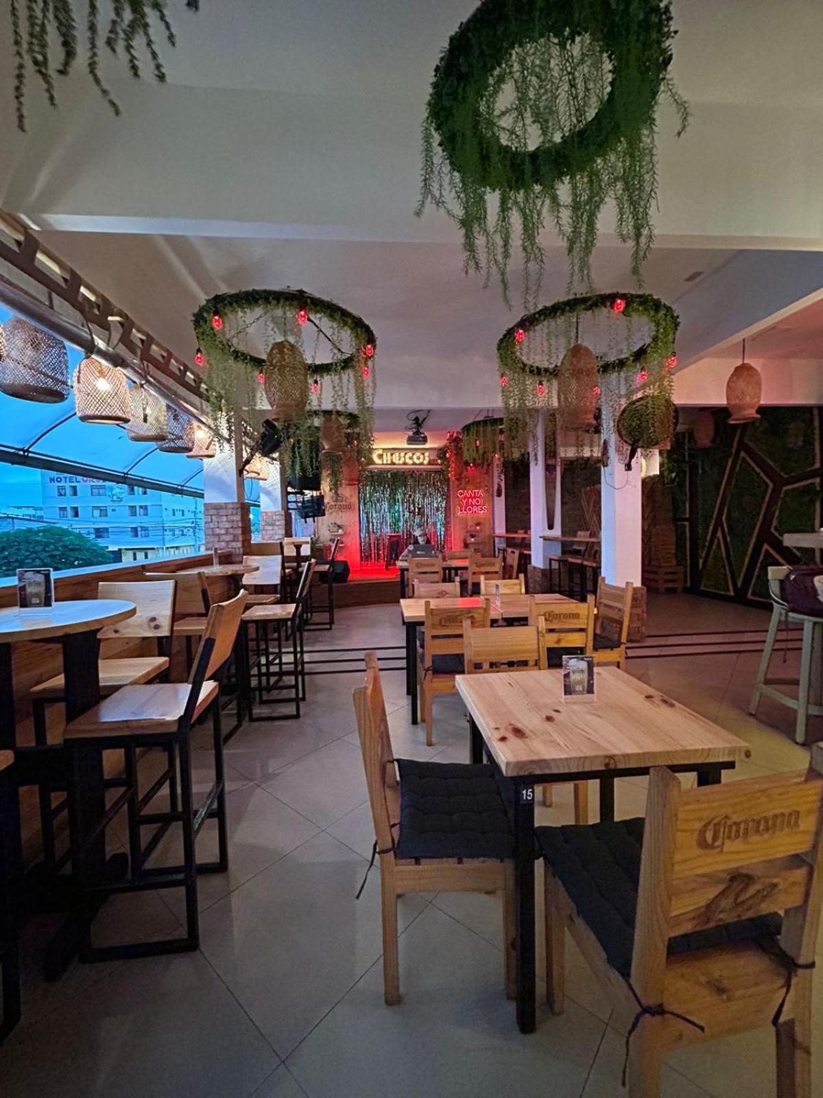 Chescos Hotel Salinas  Εξωτερικό φωτογραφία