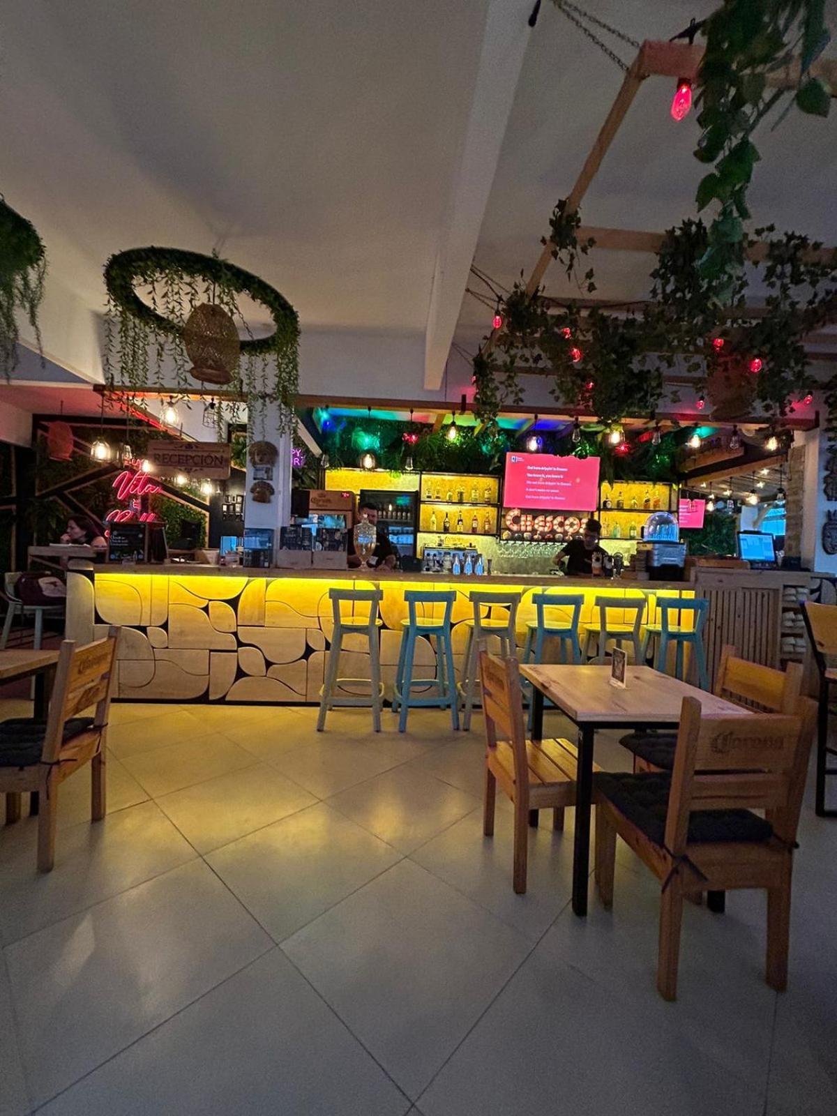 Chescos Hotel Salinas  Εξωτερικό φωτογραφία