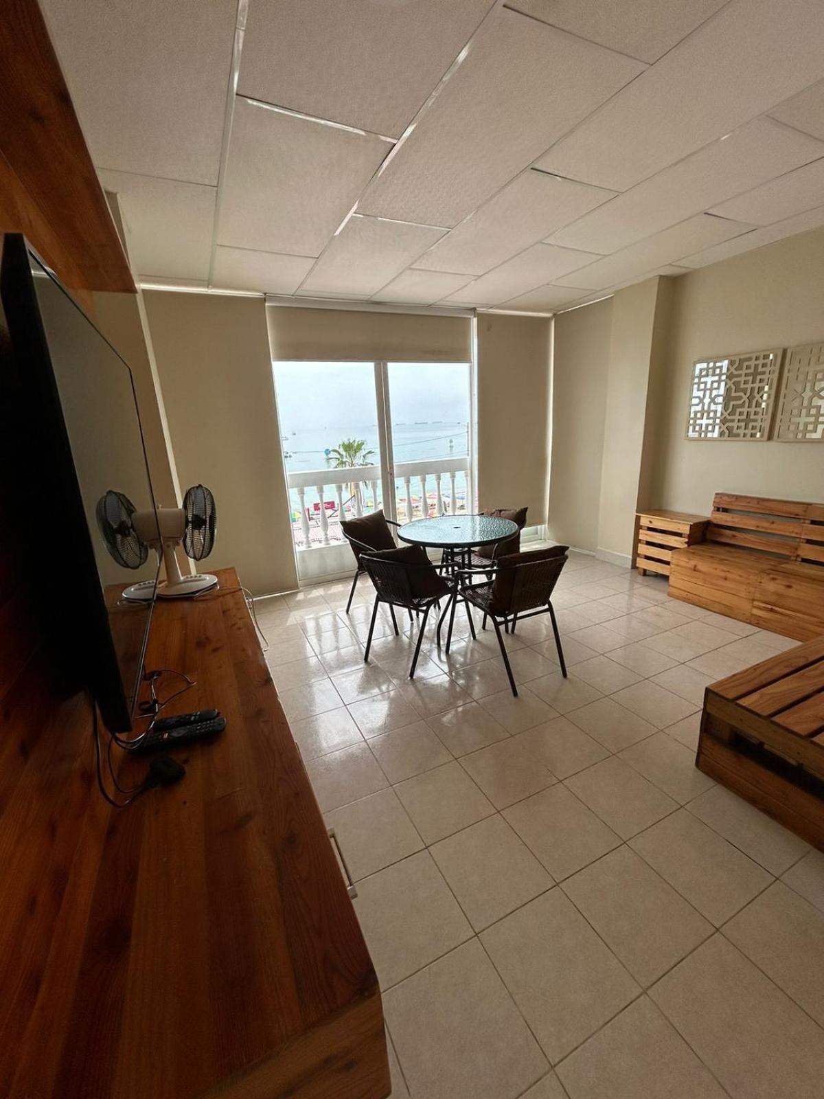Chescos Hotel Salinas  Εξωτερικό φωτογραφία