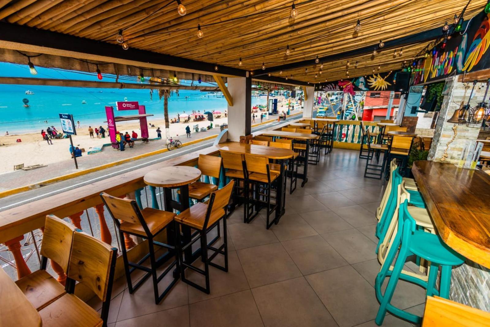 Chescos Hotel Salinas  Εξωτερικό φωτογραφία