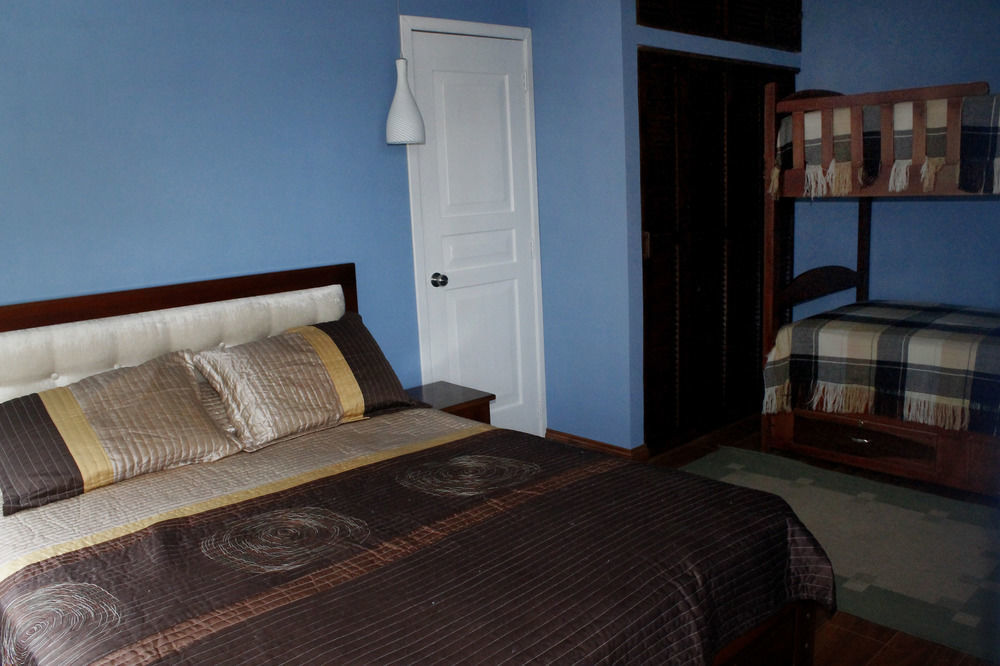 Chescos Hotel Salinas  Εξωτερικό φωτογραφία
